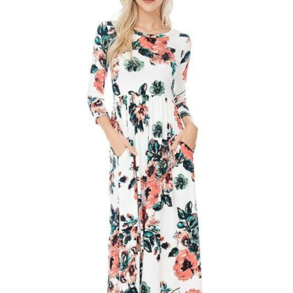 Tara Lynn's Boutique dress with pockets
